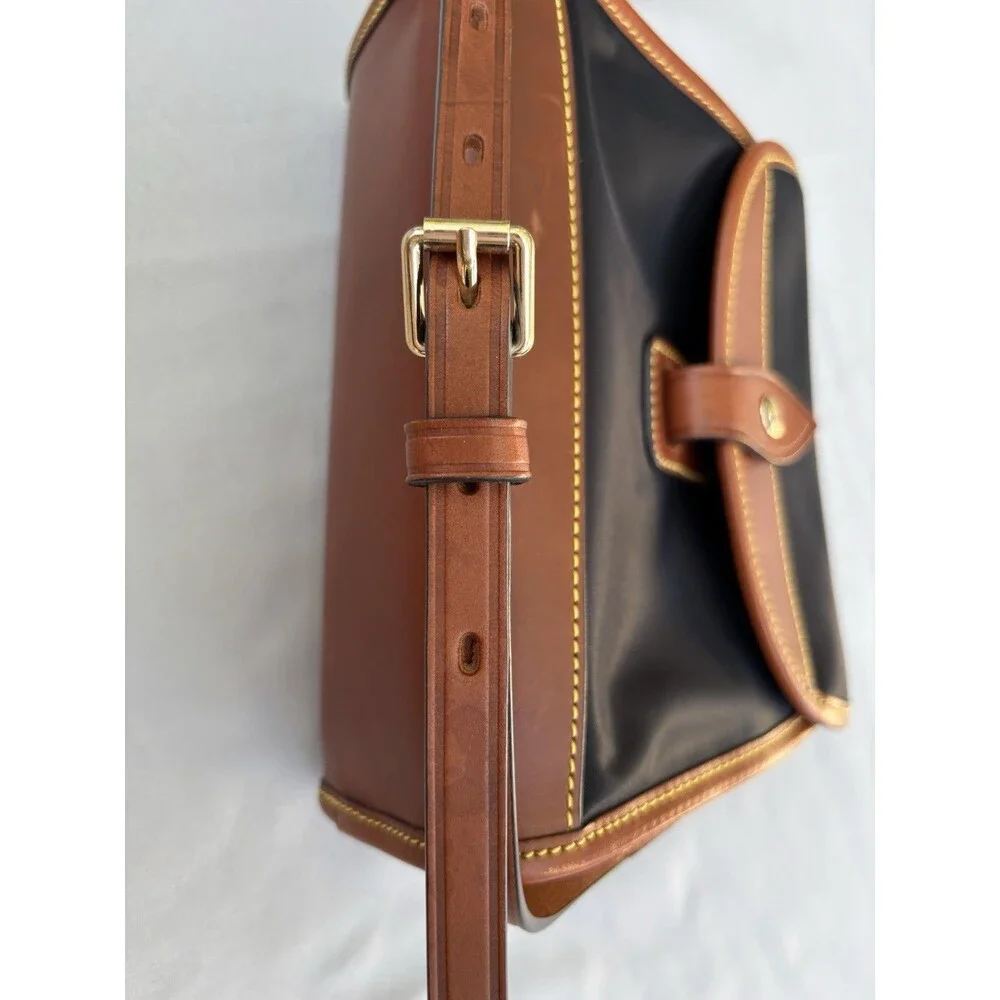 Vintage Dooney & Bourke Black Nylon Brown Leather Crossbody Shoulder Bag
